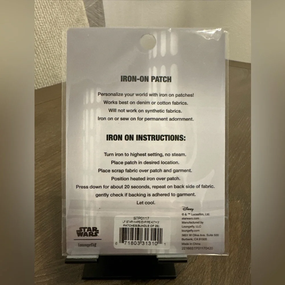 NEW Loungefly Star Wars R2D2 Rebel Alliance Iron-on Patch‎ - Picture 2 of 2